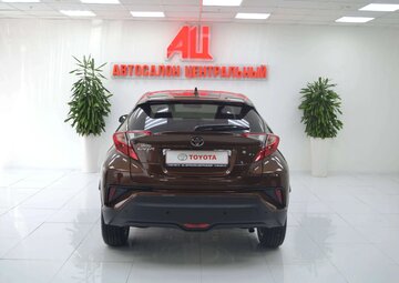 Toyota C-HR Вид 4